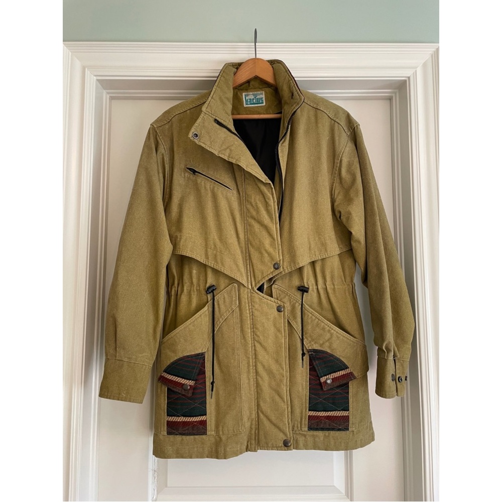 Olive/Khaki Vintage Barn Coat with Patterned Pockets